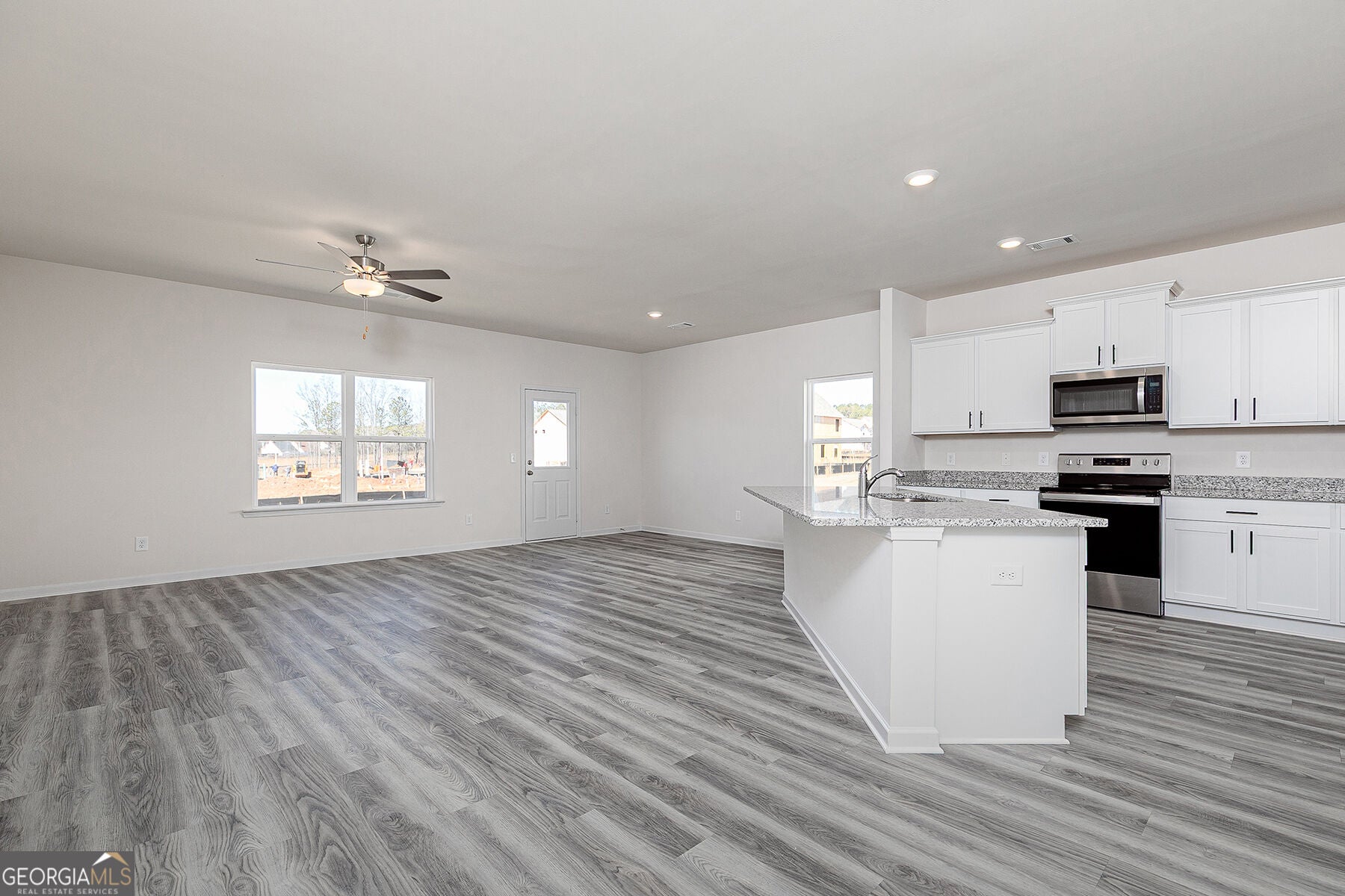 130 Howell DR