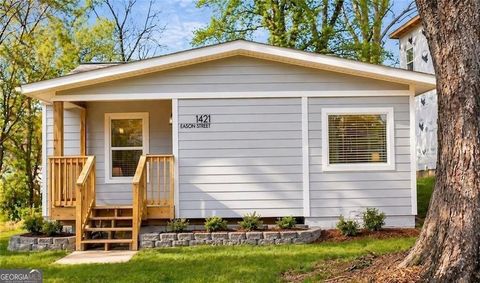 Photo of 1421 Eason Street NW, Atlanta, GA 30314 (MLS # 10739051)