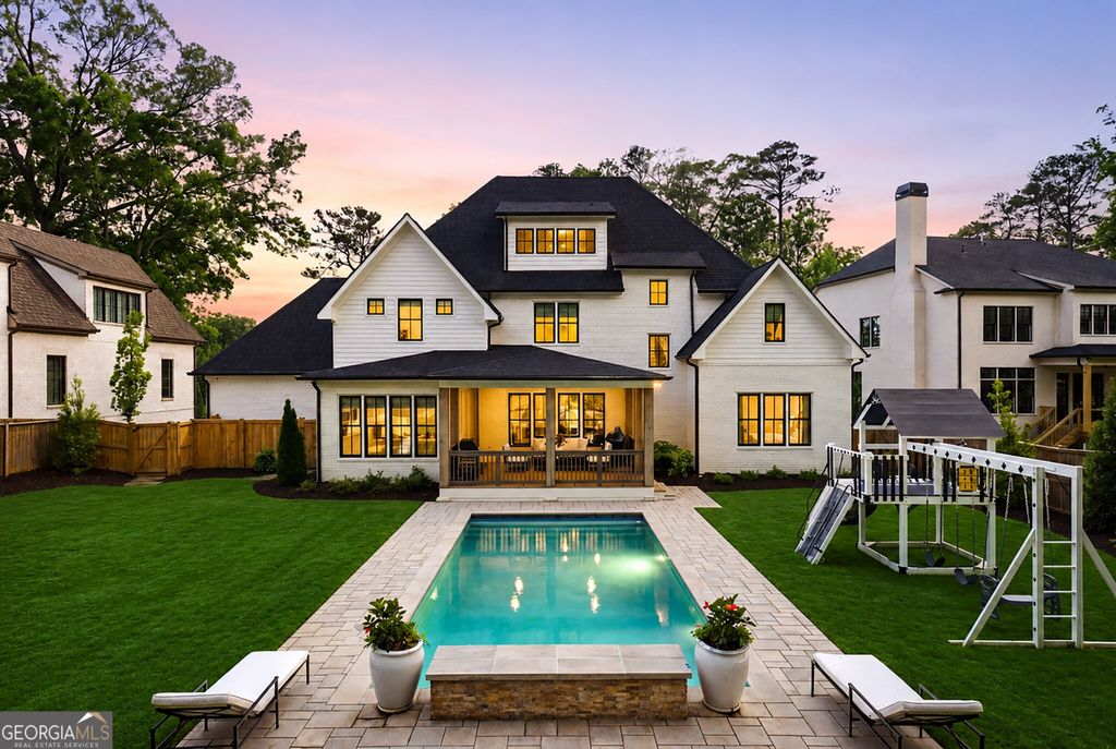 Photo of 1441 W Wesley Road NW, Atlanta, GA 30327 (MLS # 10765890)