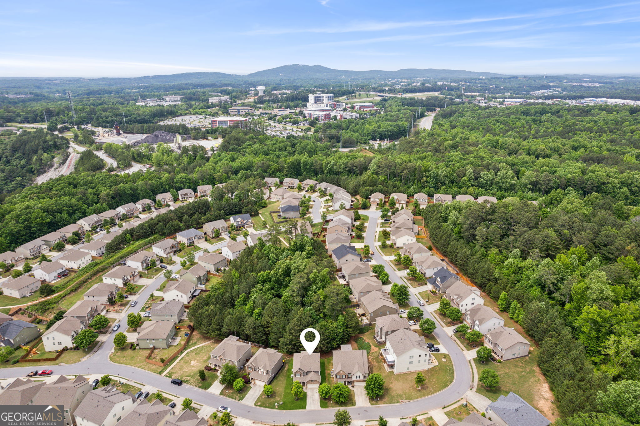 Cumming, Georgia 30041, United States, 5 Bedrooms Bedrooms, ,3 BathroomsBathrooms,Residential,Pending,41473