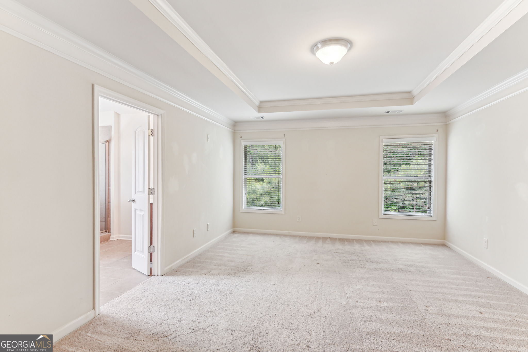 Cumming, Georgia 30041, United States, 5 Bedrooms Bedrooms, ,3 BathroomsBathrooms,Residential,Pending,41473