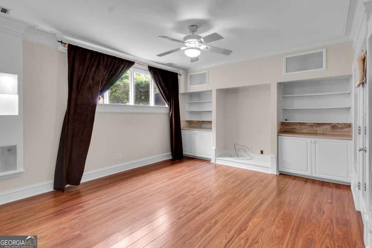 Paper Mill Manor - Residential