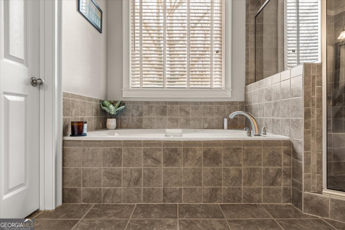 Lakeshore Estates - Residential