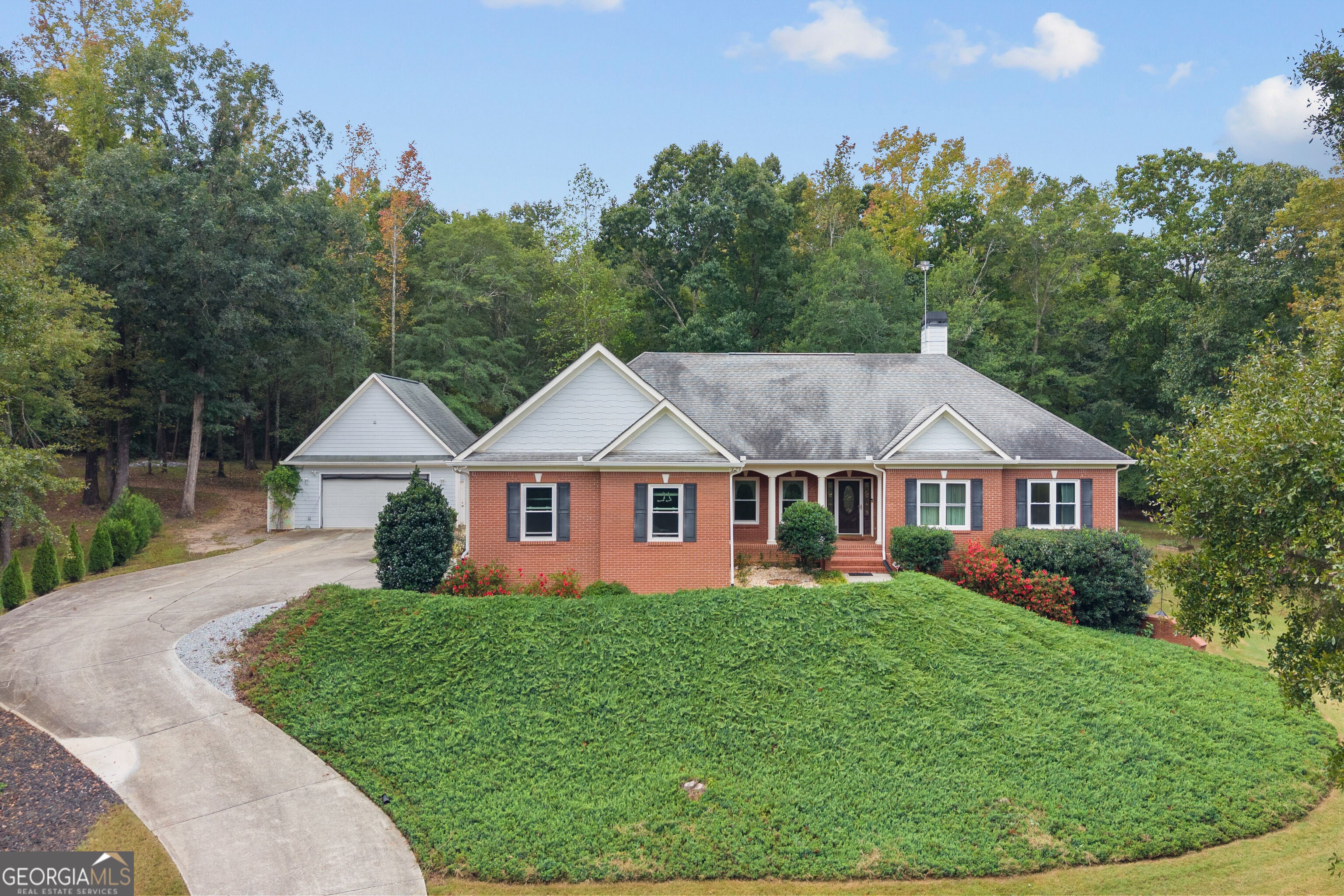 124 Sweetwater RDG