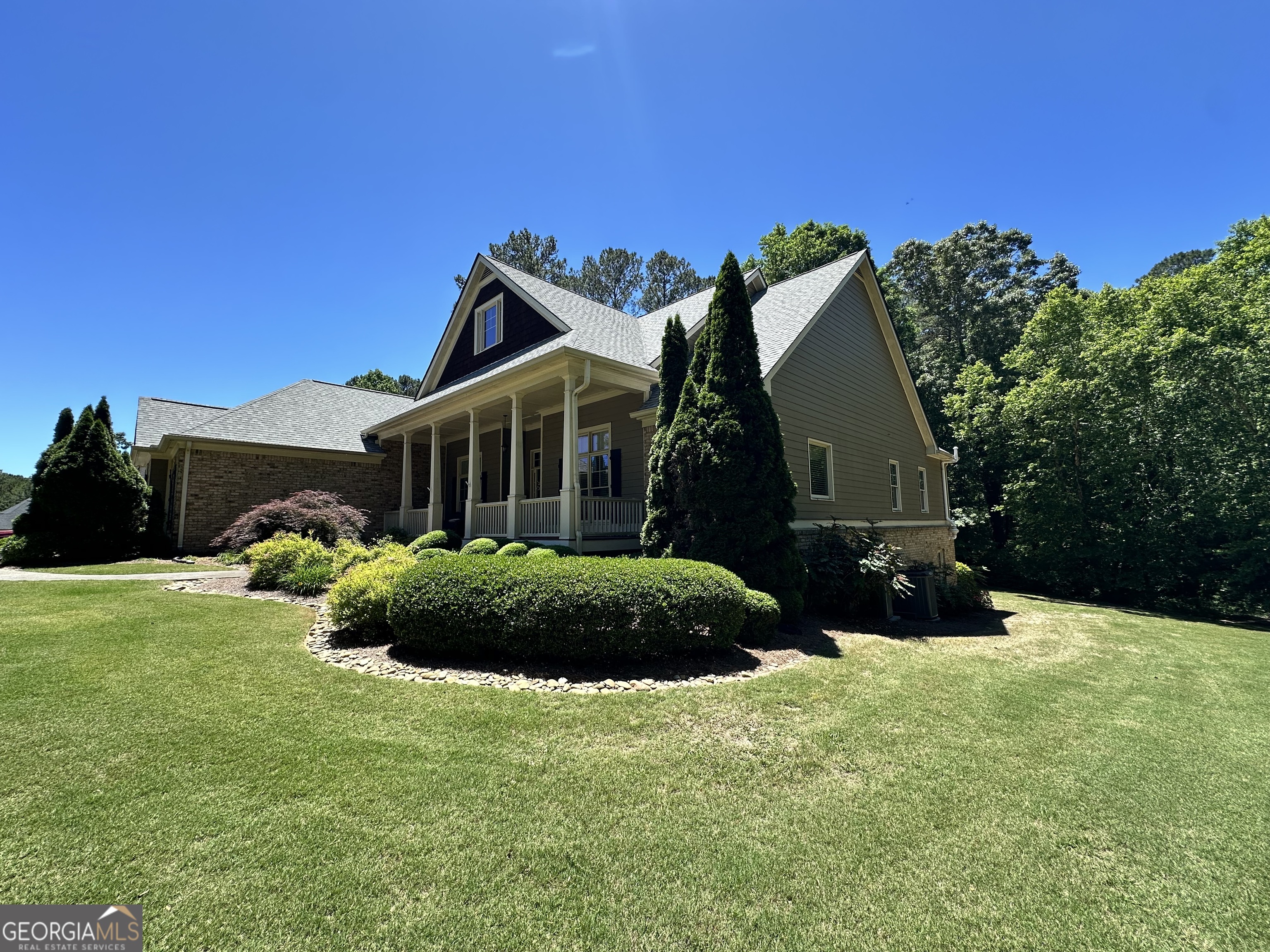 235 Chandler WALK