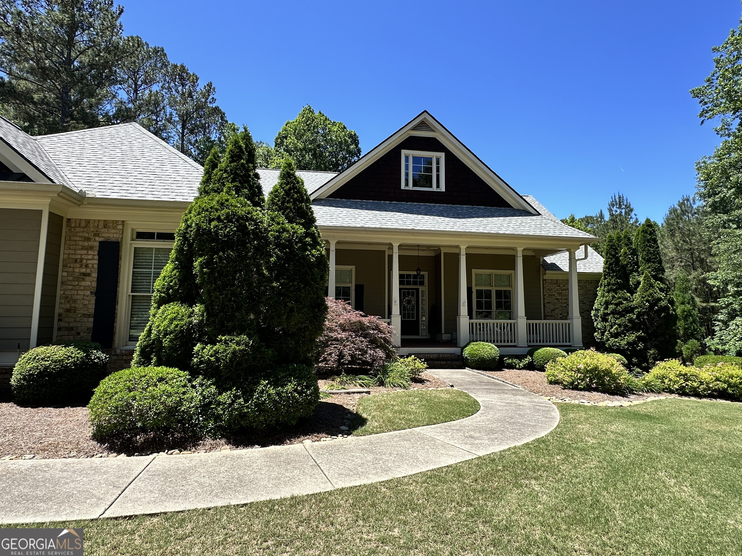 235 Chandler WALK