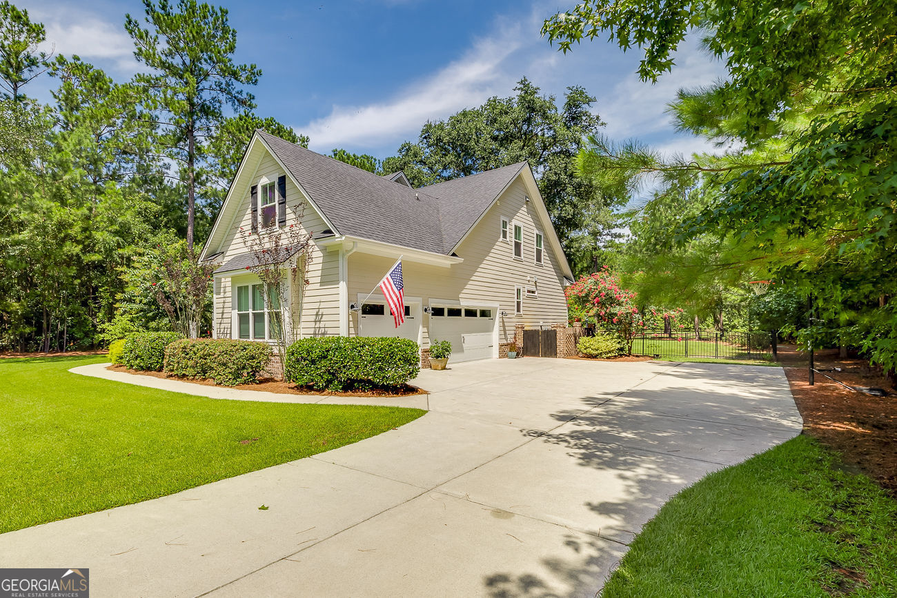 860 Saint Catherine CIR