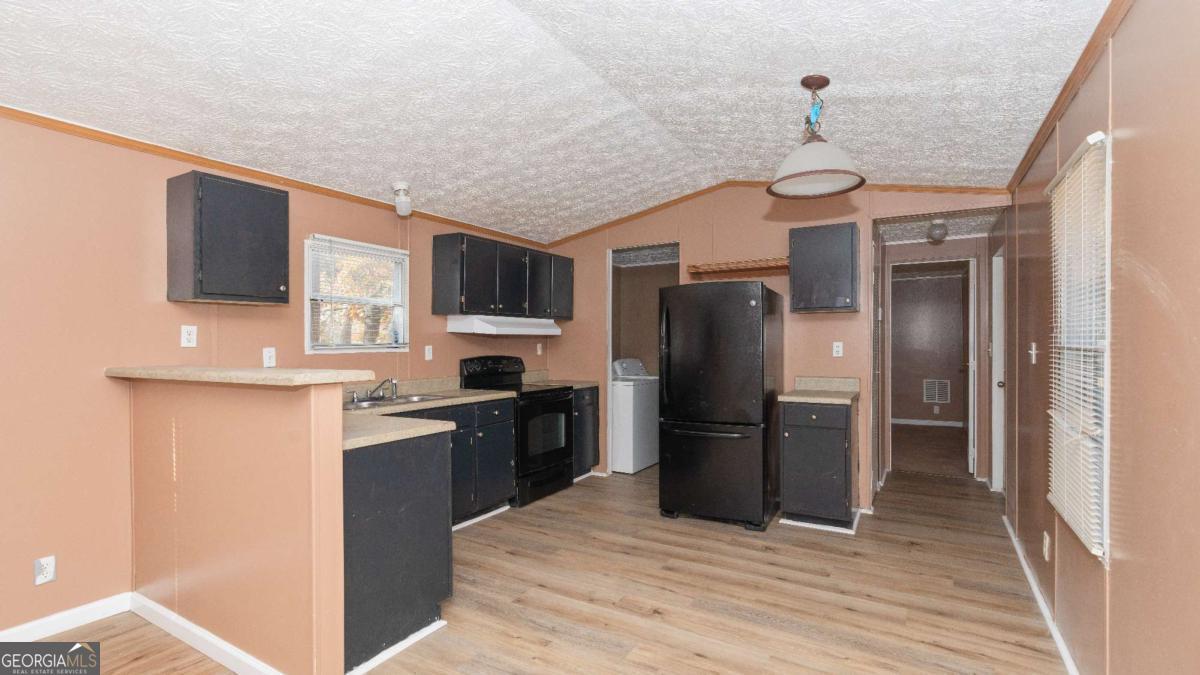 6266 DORSETT SHOALS 302