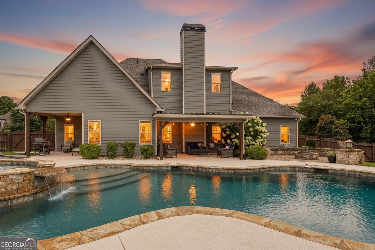 135 Magnolia Place DR