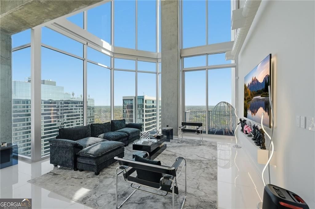 860 Peachtree ST NE 2801