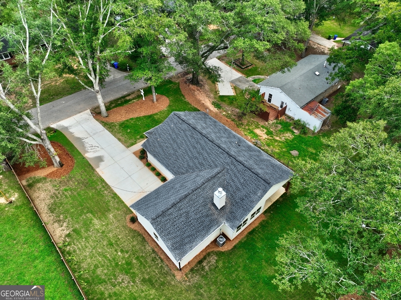 417 Shamrock DR