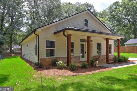 Photo of 417 Shamrock Drive, Monroe, GA 30655 (MLS # 10581590)