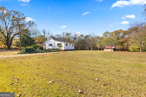 A home in Newnan