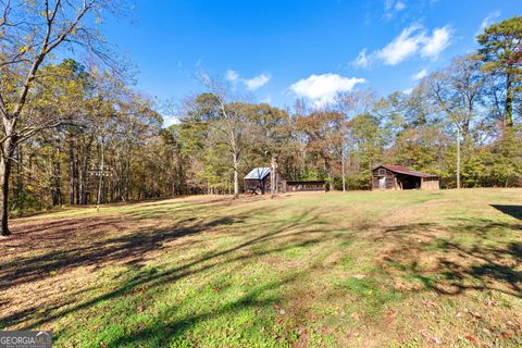 A home in Newnan