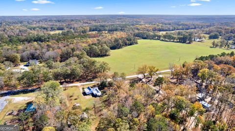 A home in Newnan