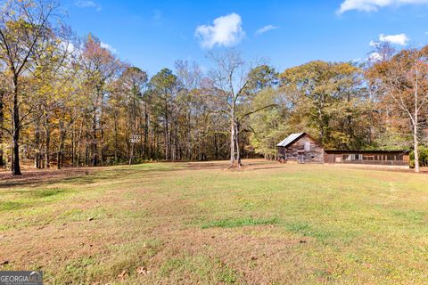 A home in Newnan