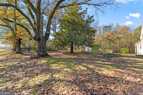 A home in Newnan