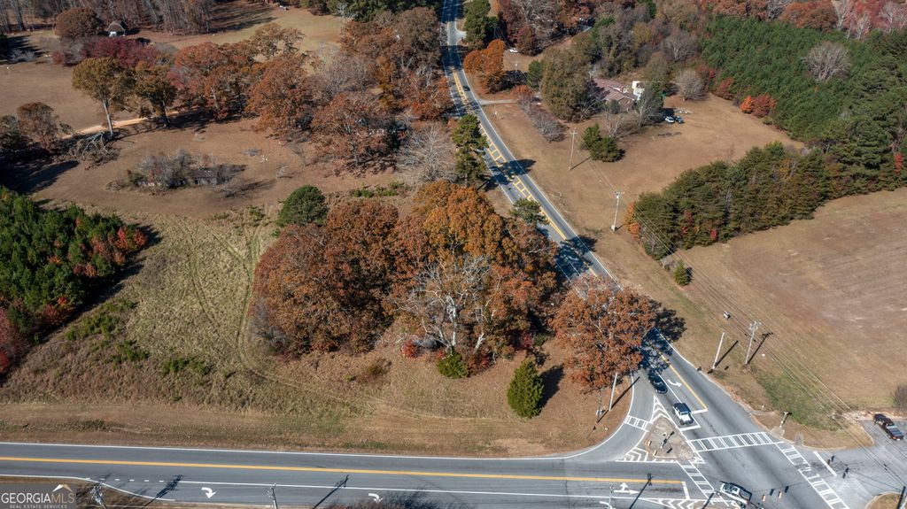 Photo of 1502 Highway 92 N, Fayetteville, GA 30214 (MLS # 10768535)