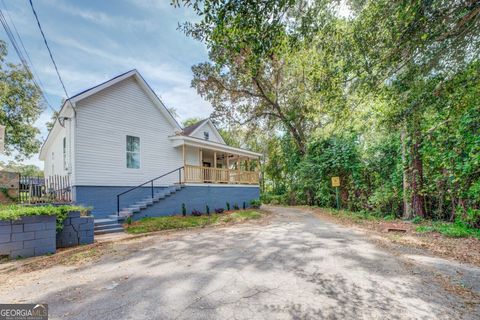 A home in Porterdale