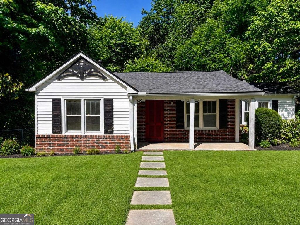 Photo of 618 Palm Street, Canton, GA 30115 (MLS # 10757572)