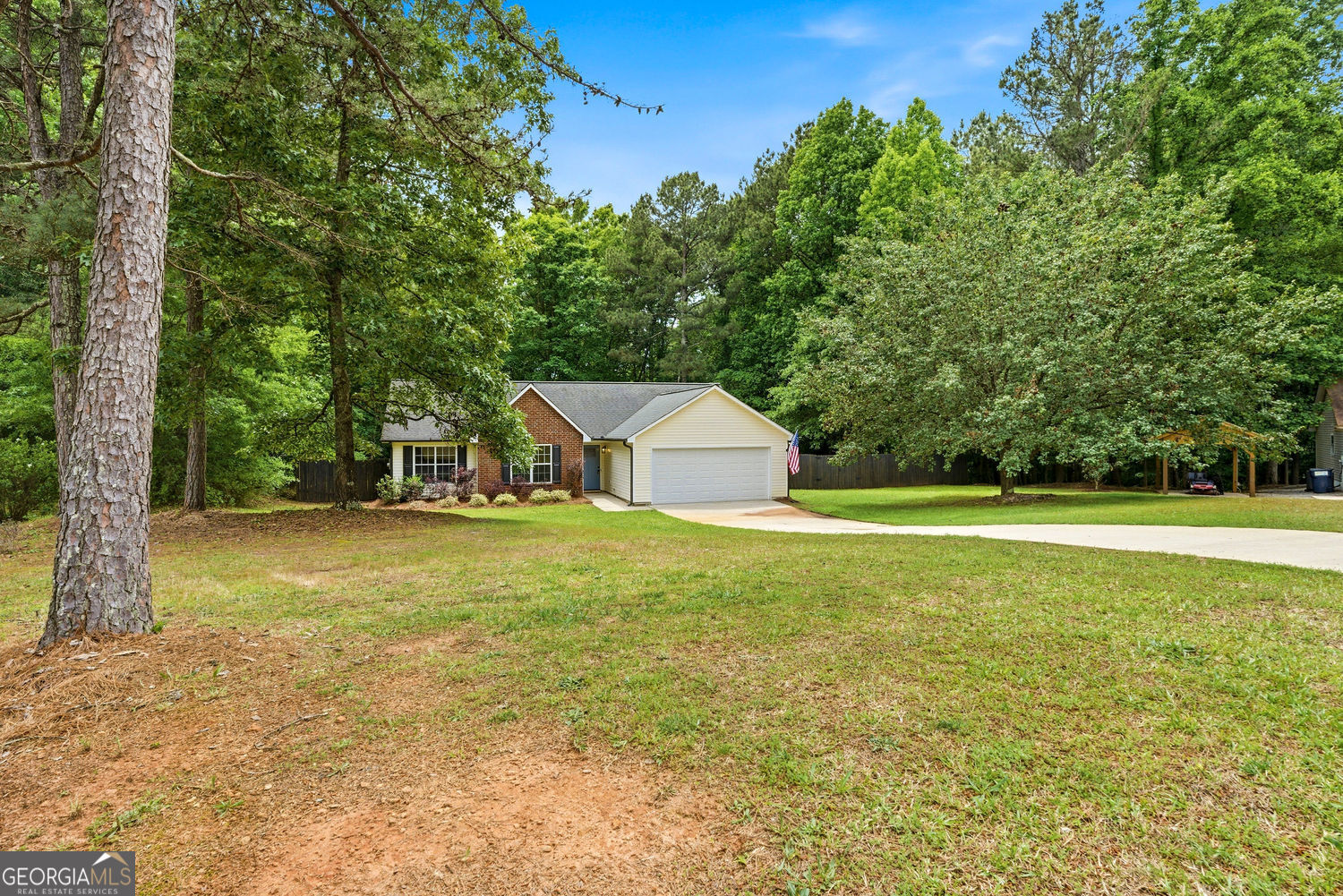 250 Saddlebrook DR