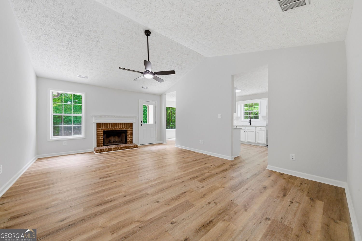 250 Saddlebrook DR