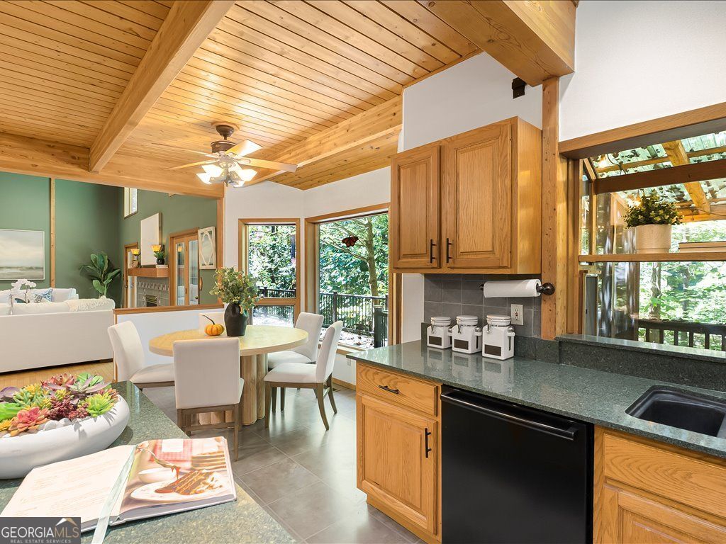 Woodstock, Georgia 30188, United States, 4 Bedrooms Bedrooms, ,4 BathroomsBathrooms,Residential,Active,208355