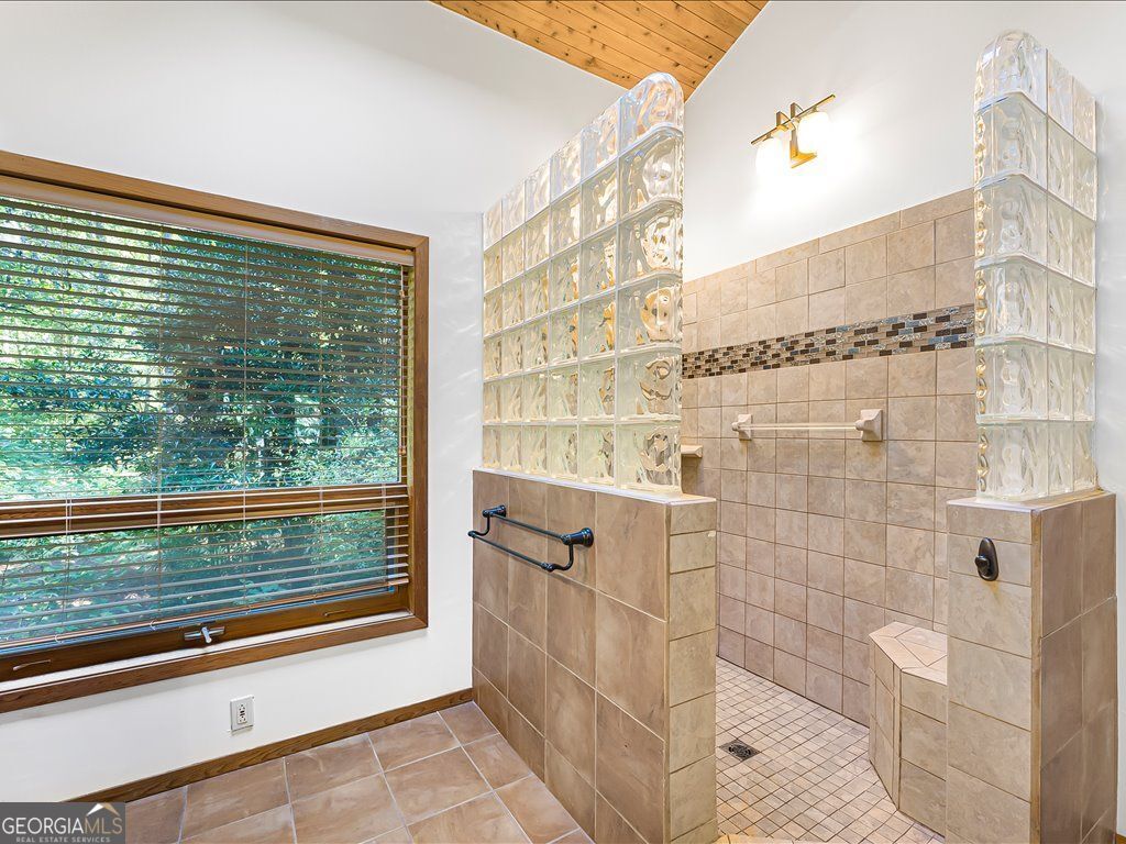 Woodstock, Georgia 30188, United States, 4 Bedrooms Bedrooms, ,4 BathroomsBathrooms,Residential,Active,208355