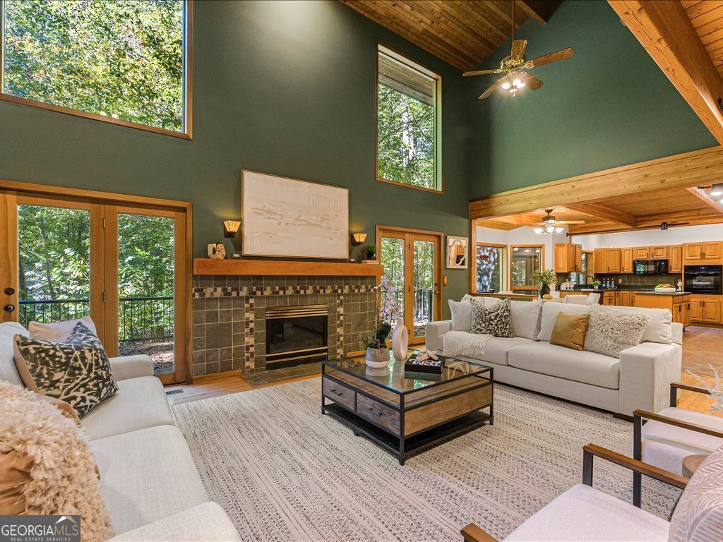 Woodstock, Georgia 30188, United States, 4 Bedrooms Bedrooms, ,4 BathroomsBathrooms,Residential,Active,208355