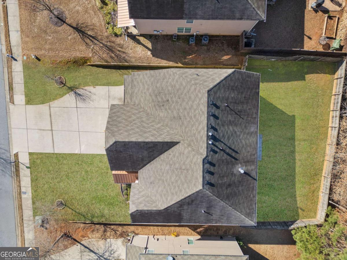 7686 Brazos TRL