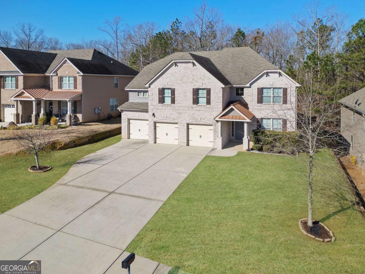 7686 Brazos TRL