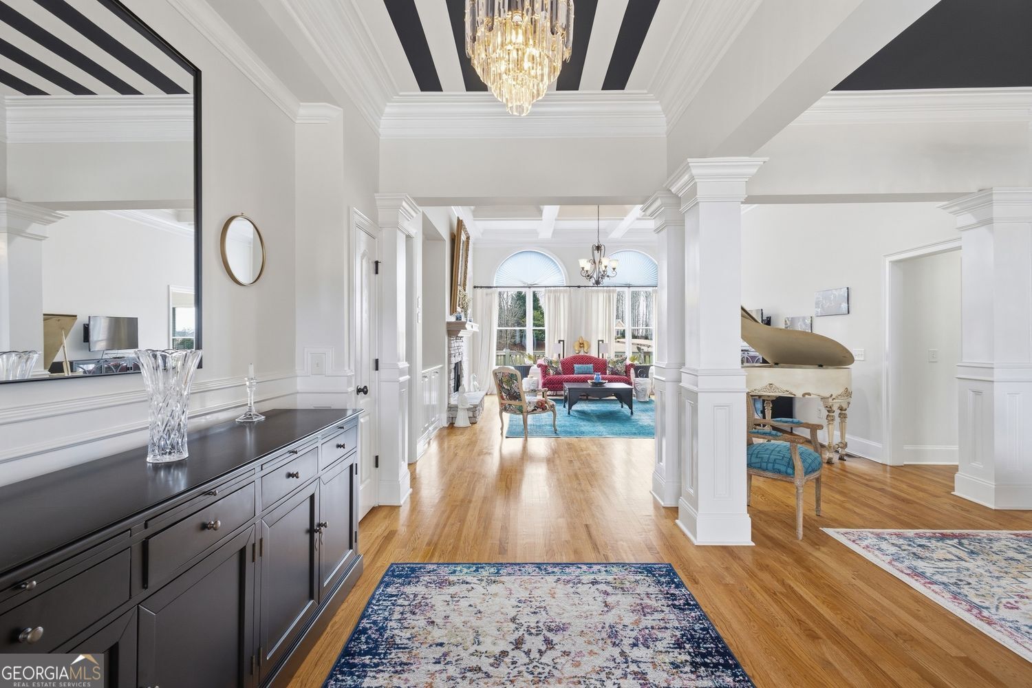 1909 Duncans Mill LN