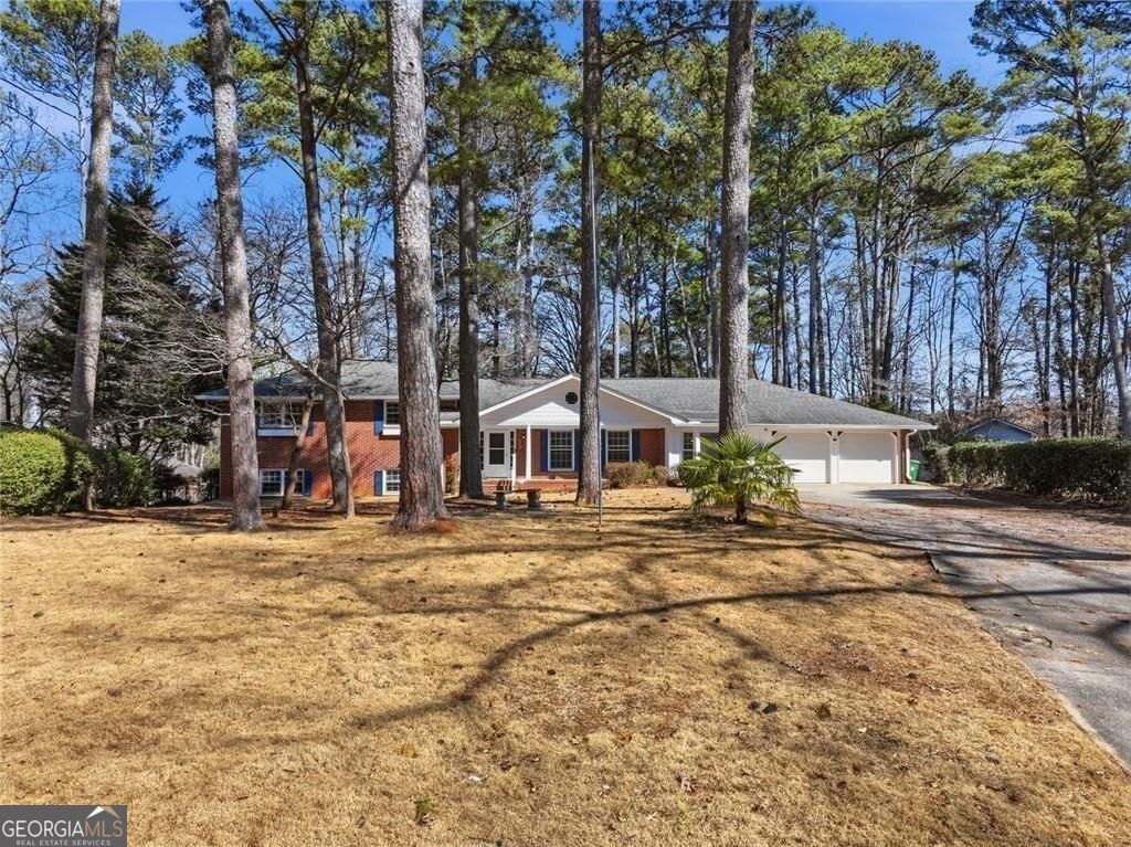 2297 Lavista Woods DR