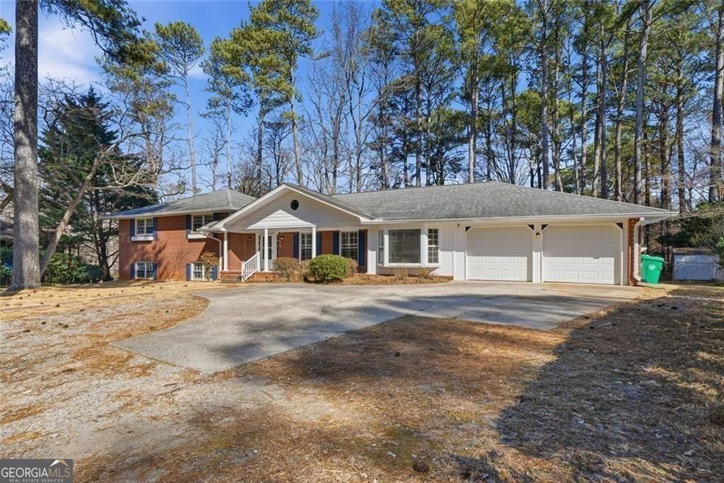 2297 Lavista Woods DR