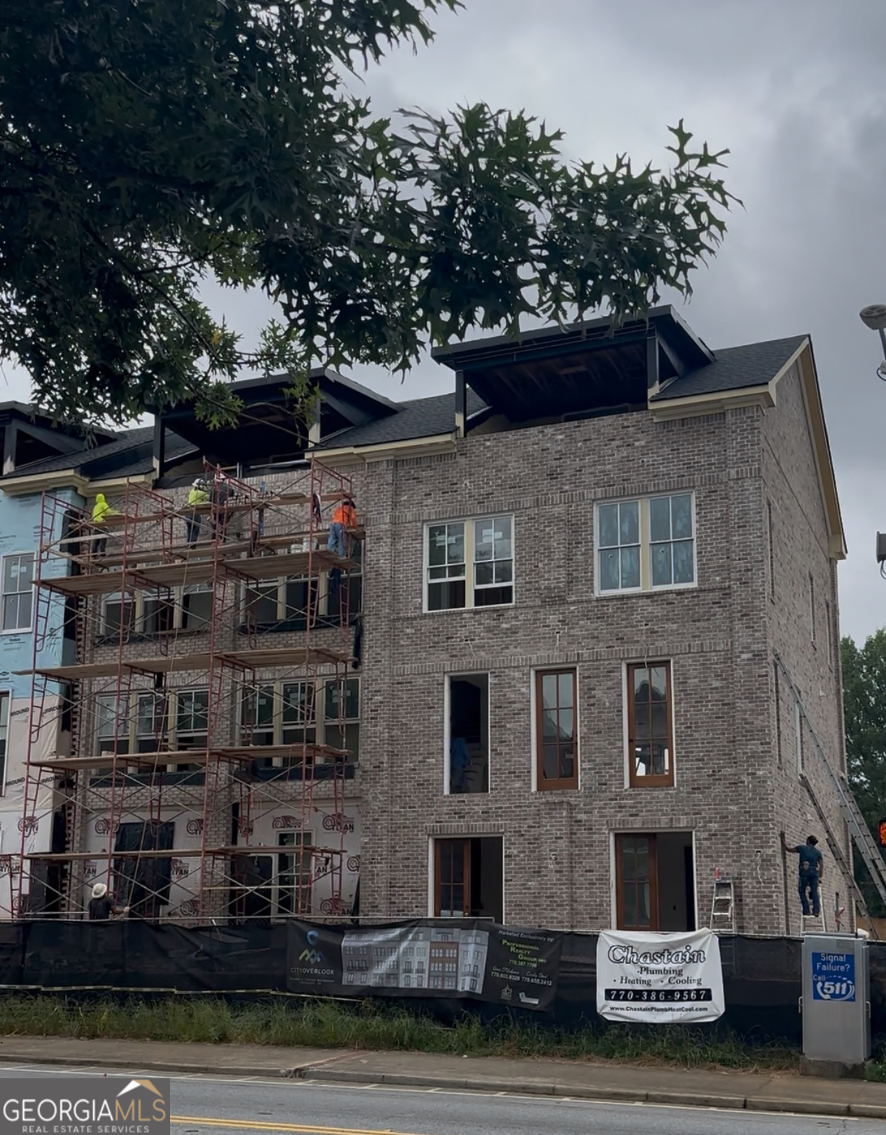 178 W Main ST 104