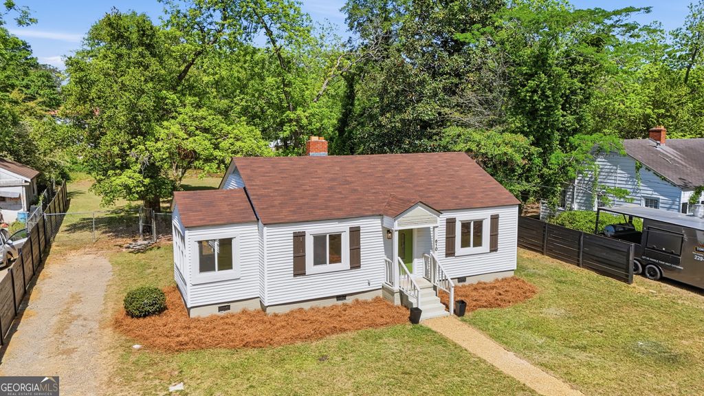 Photo of 610 Davis Avenue, Tifton, GA 31794 (MLS # 10737354)