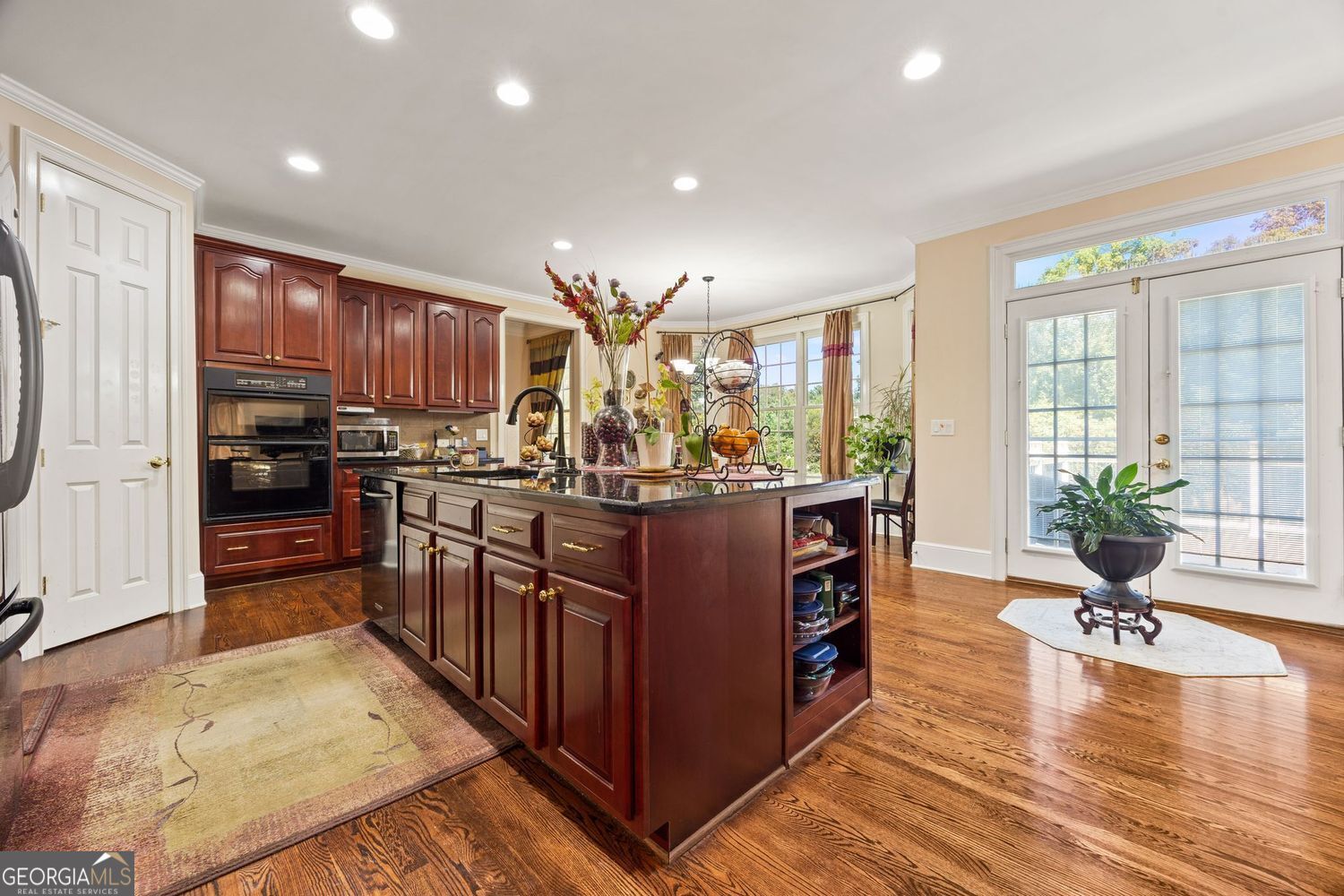 Atlanta, Georgia 30331, United States, 5 Bedrooms Bedrooms, ,4 BathroomsBathrooms,Residential,Pending,209915