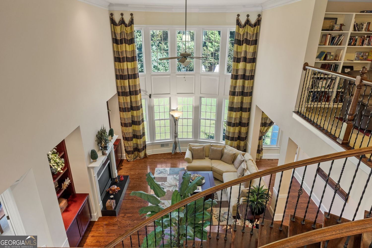 Atlanta, Georgia 30331, United States, 5 Bedrooms Bedrooms, ,4 BathroomsBathrooms,Residential,Pending,209915