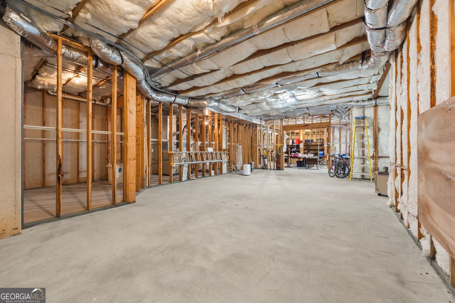 Atlanta, Georgia 30331, United States, 5 Bedrooms Bedrooms, ,4 BathroomsBathrooms,Residential,Pending,209915