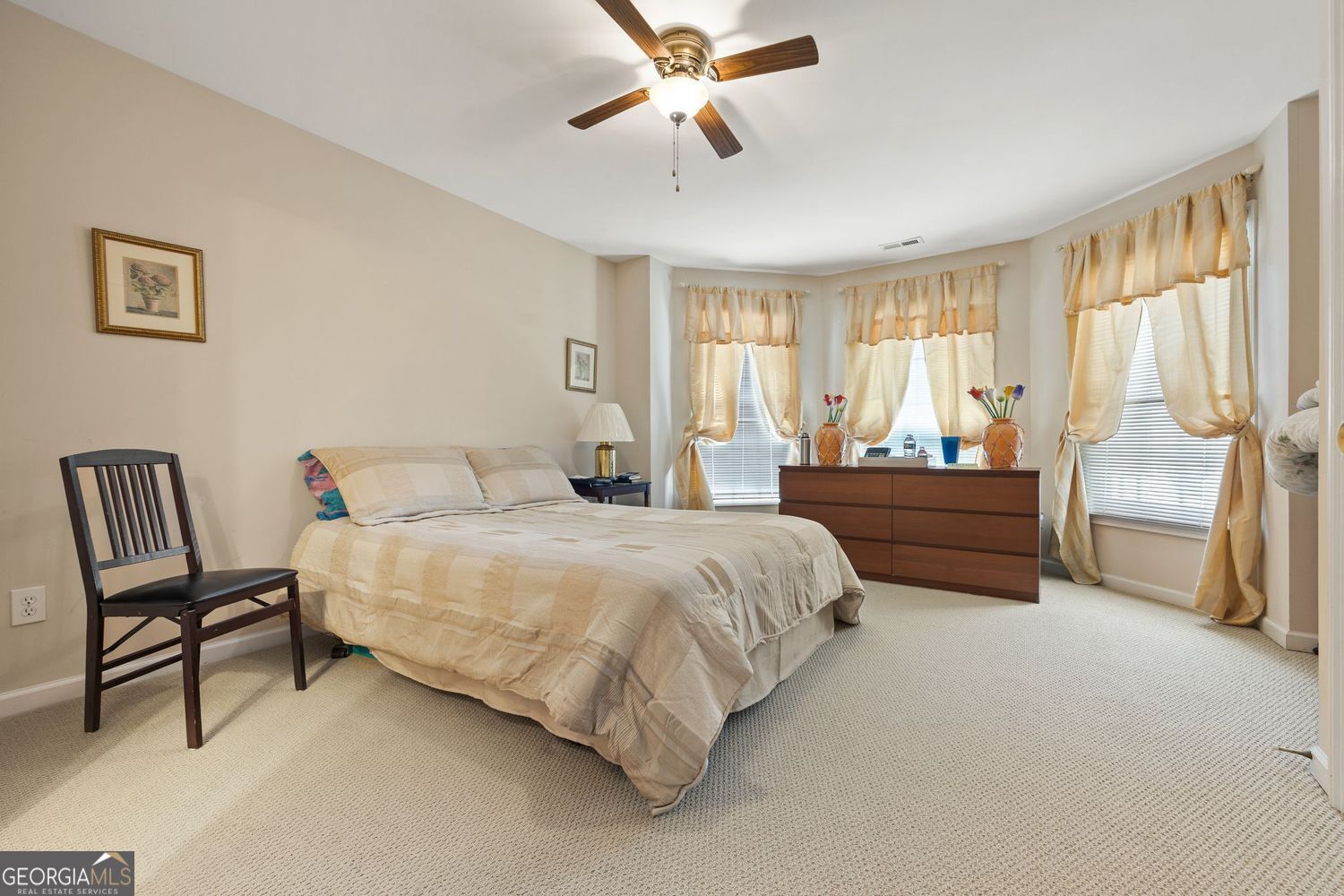 Atlanta, Georgia 30331, United States, 5 Bedrooms Bedrooms, ,4 BathroomsBathrooms,Residential,Pending,209915