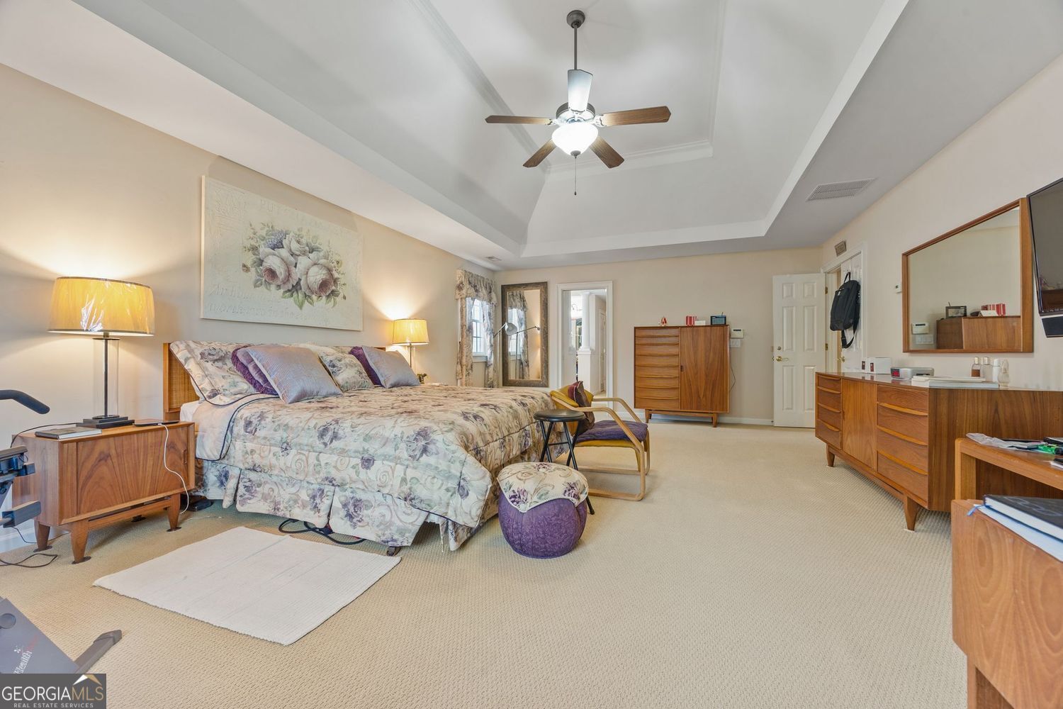 Atlanta, Georgia 30331, United States, 5 Bedrooms Bedrooms, ,4 BathroomsBathrooms,Residential,Pending,209915