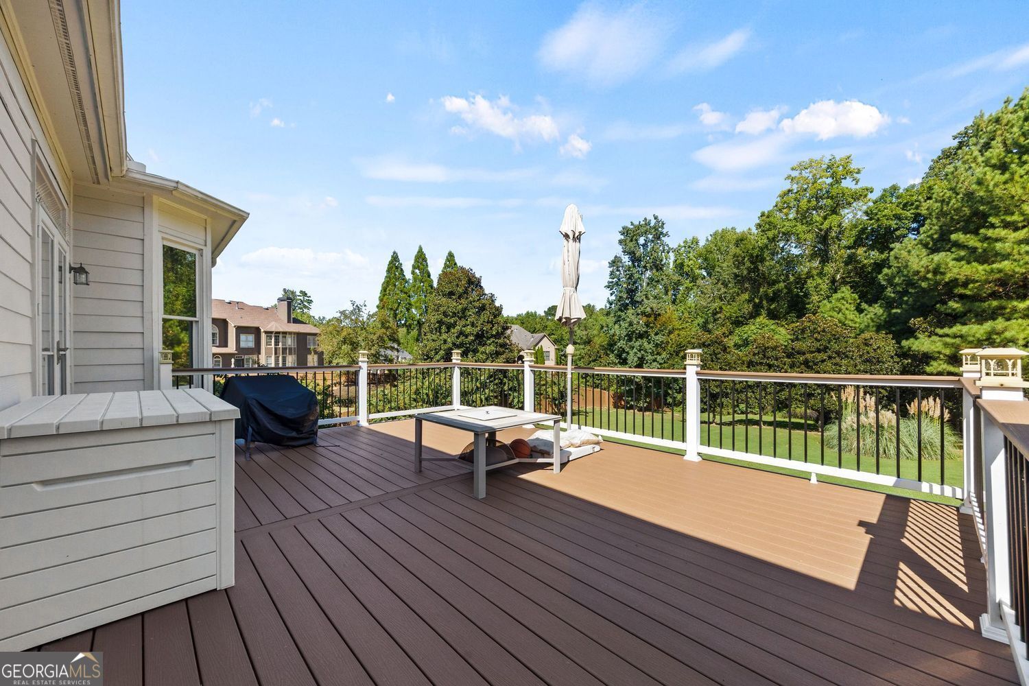 Atlanta, Georgia 30331, United States, 5 Bedrooms Bedrooms, ,4 BathroomsBathrooms,Residential,Pending,209915