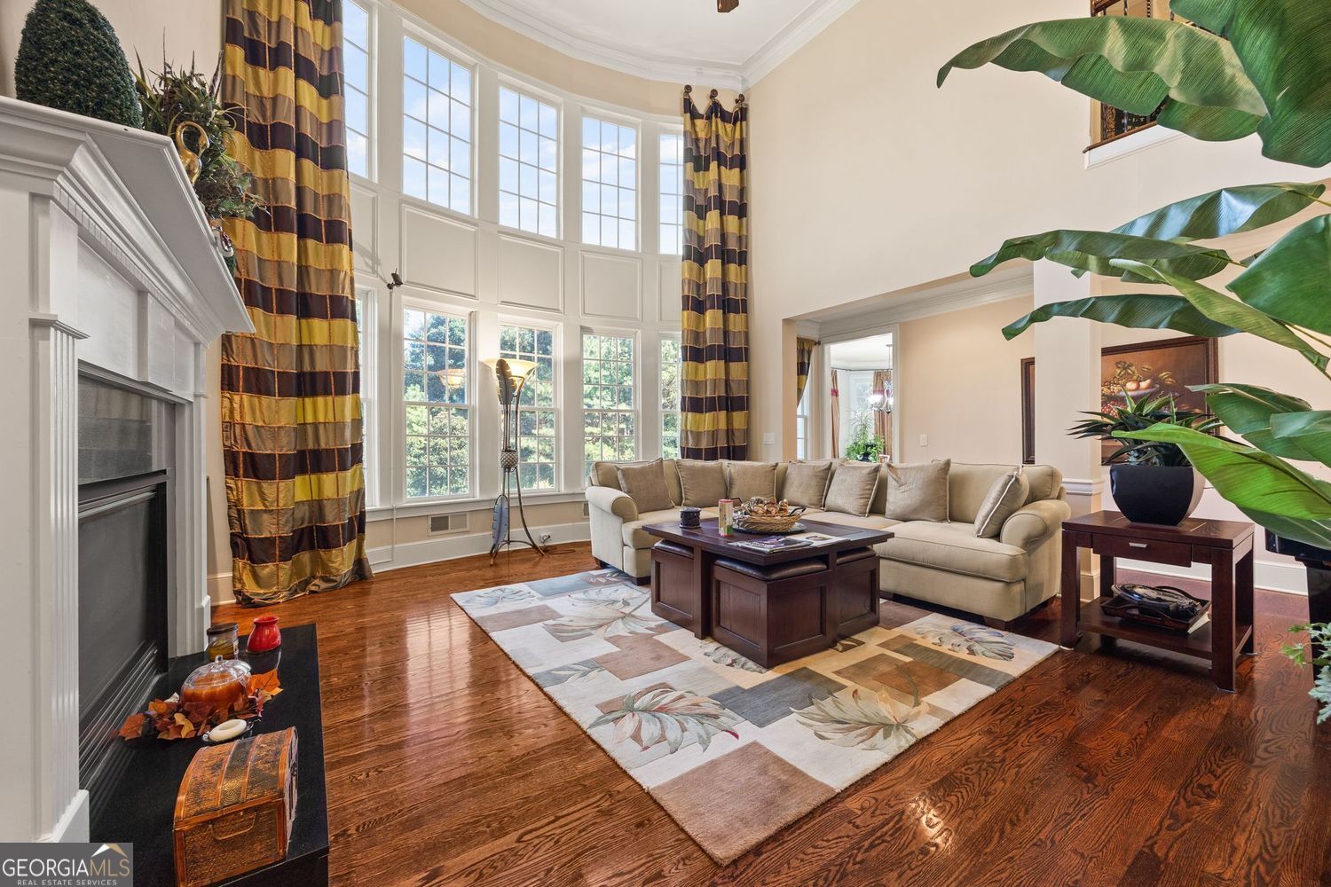 Atlanta, Georgia 30331, United States, 5 Bedrooms Bedrooms, ,4 BathroomsBathrooms,Residential,Pending,209915