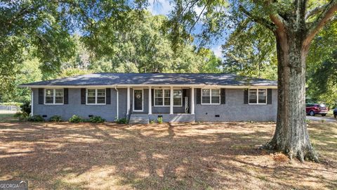 24 Woodcliffe DR NE Rome GA 30161