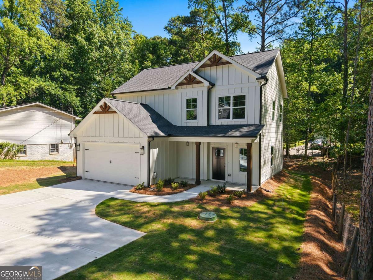 2230 Rebel RD