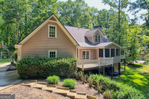 A home in Dawsonville