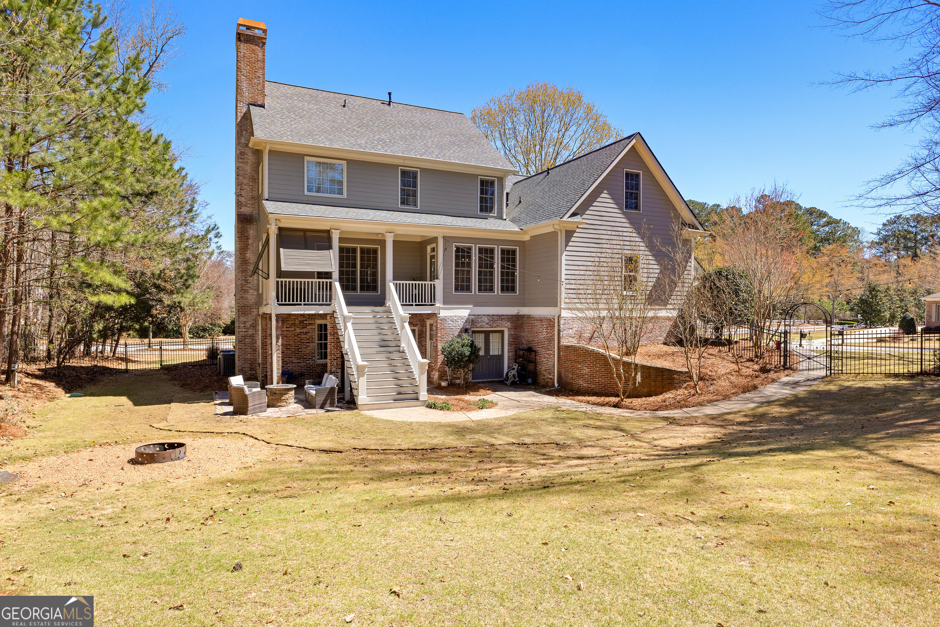 Fayetteville, Georgia 30215, United States, 4 Bedrooms Bedrooms, ,5 BathroomsBathrooms,Residential,Active,93905