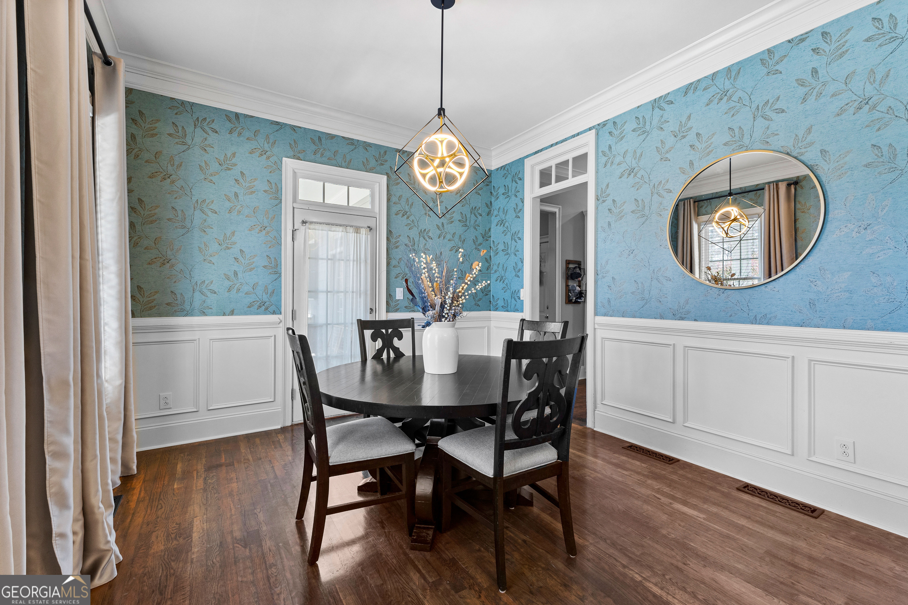 Fayetteville, Georgia 30215, United States, 4 Bedrooms Bedrooms, ,5 BathroomsBathrooms,Residential,Active,93905