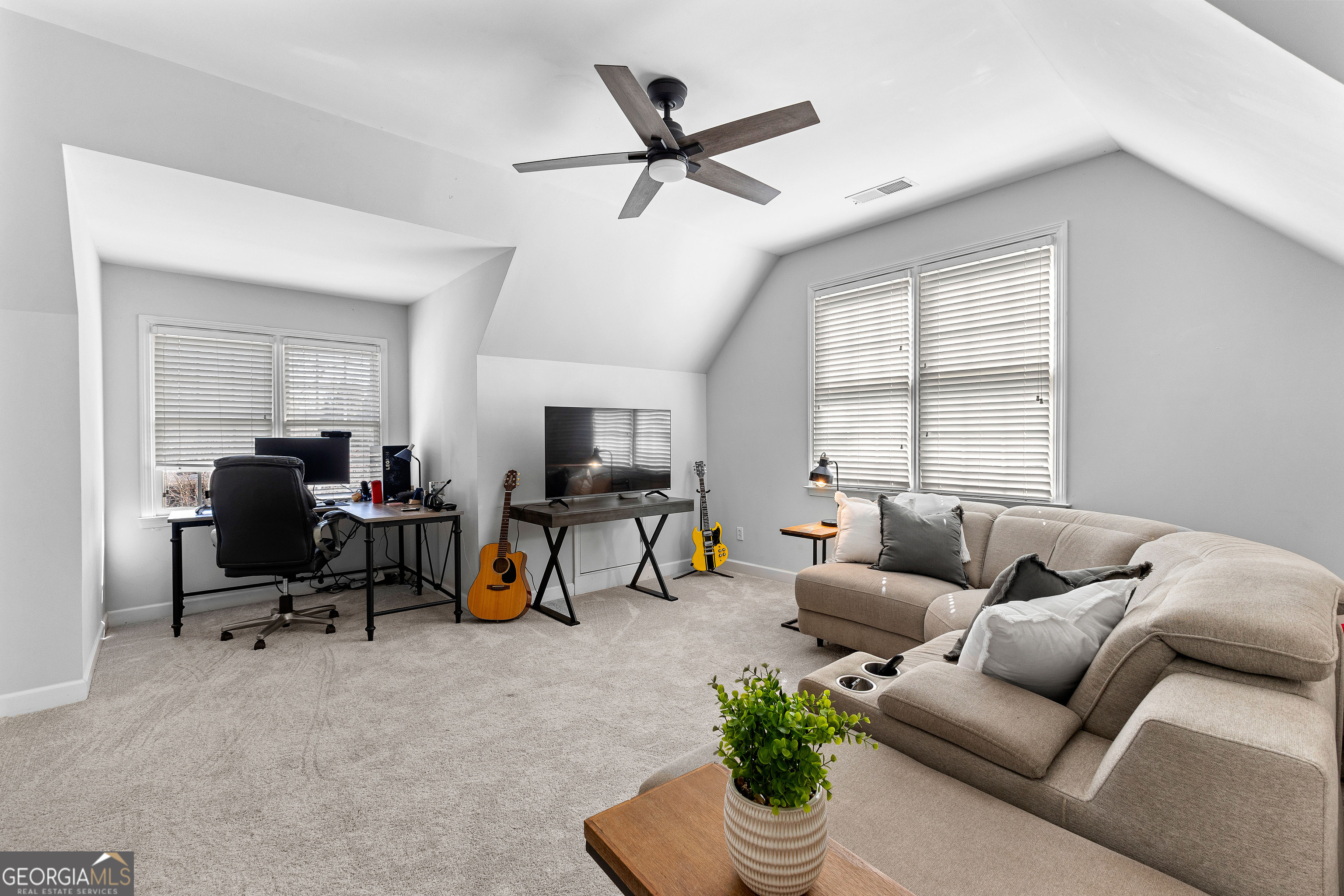 Fayetteville, Georgia 30215, United States, 4 Bedrooms Bedrooms, ,5 BathroomsBathrooms,Residential,Active,93905