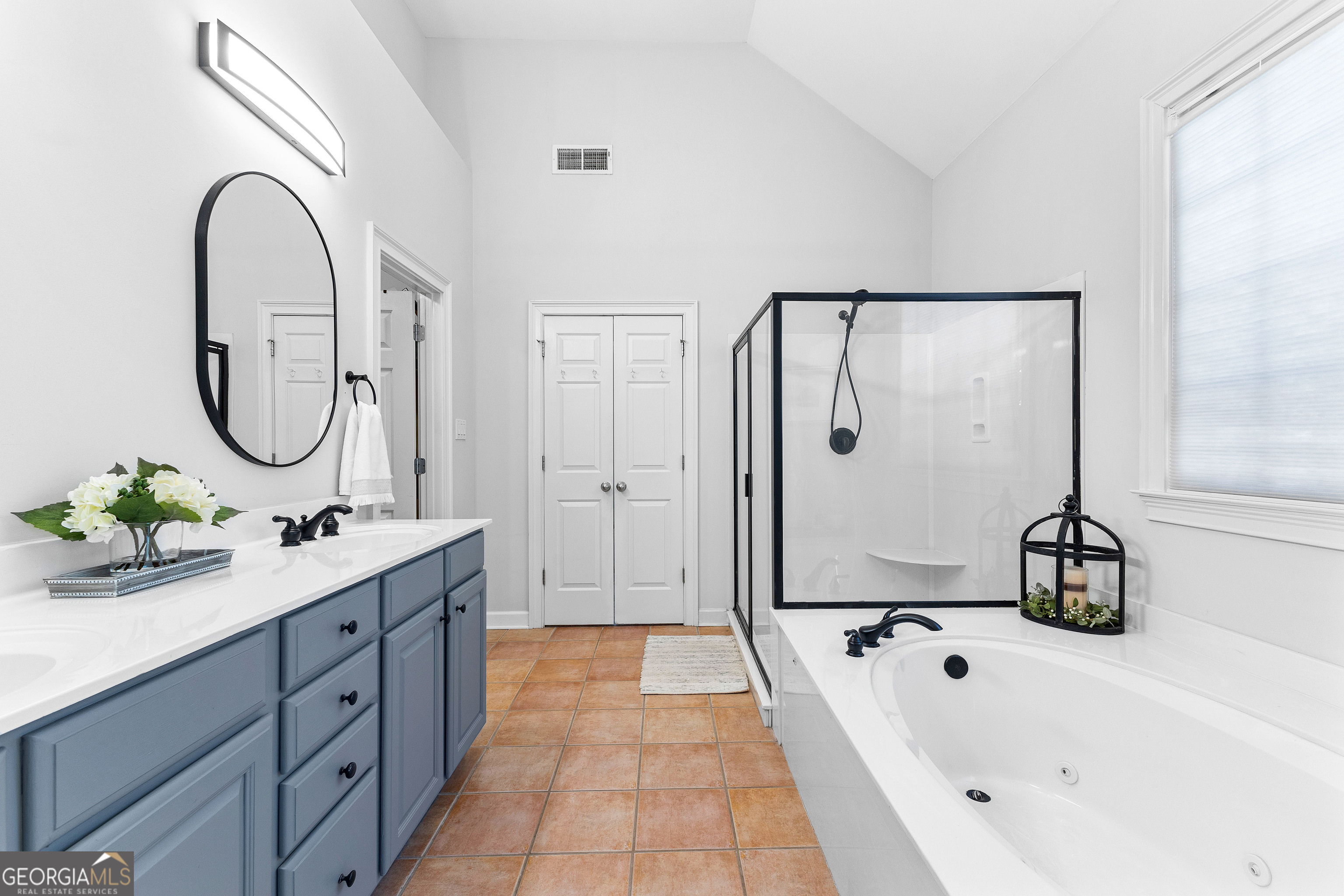 Fayetteville, Georgia 30215, United States, 4 Bedrooms Bedrooms, ,5 BathroomsBathrooms,Residential,Active,93905